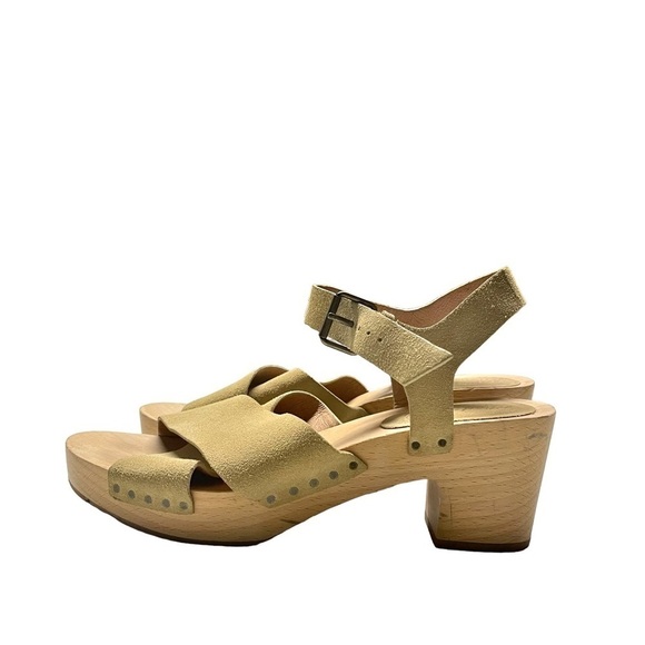 Madewell The Johanna Crisscross Clog Sandal in Suede - Picture 13 of 13
